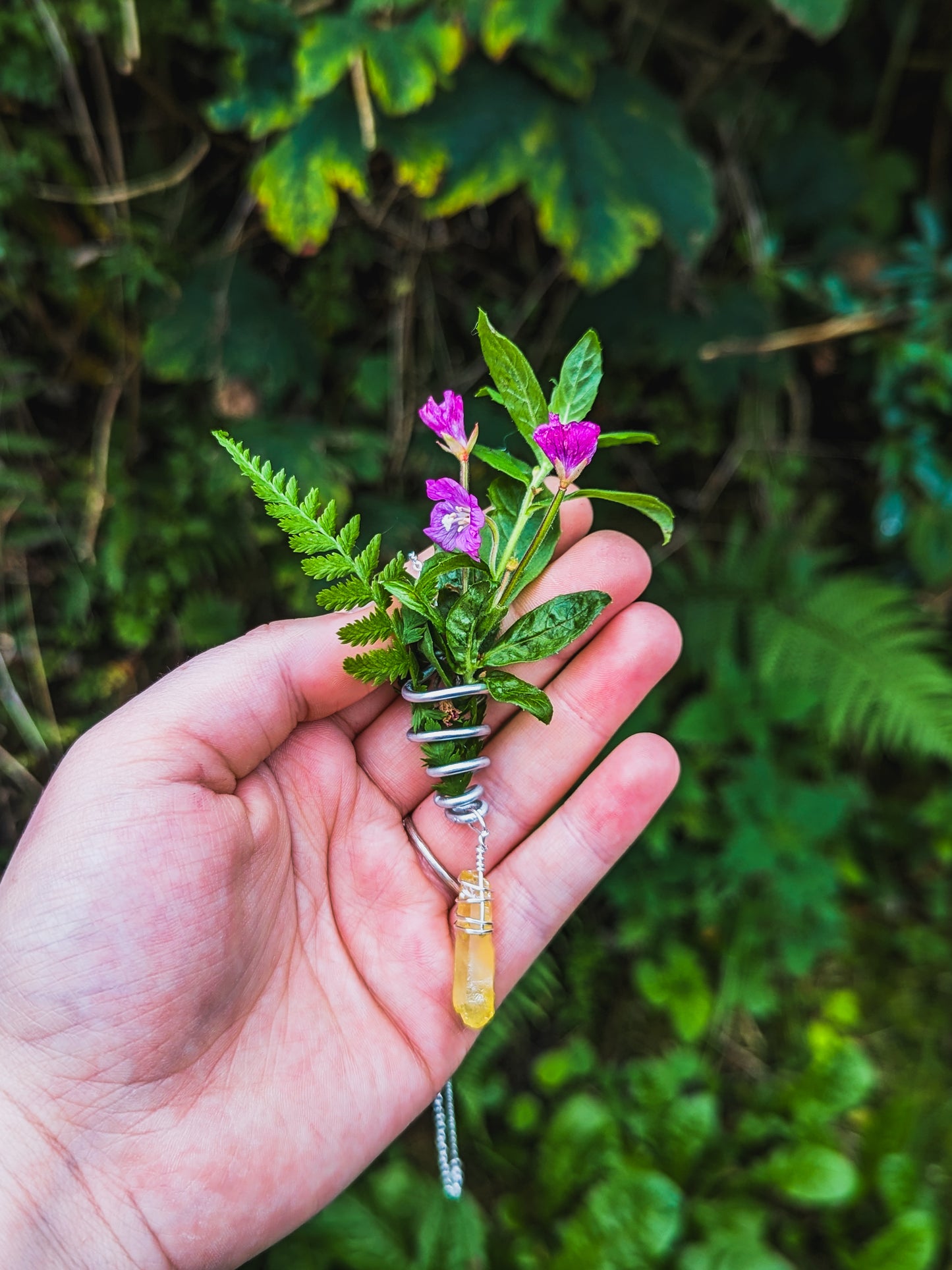 Flower Vase Necklace