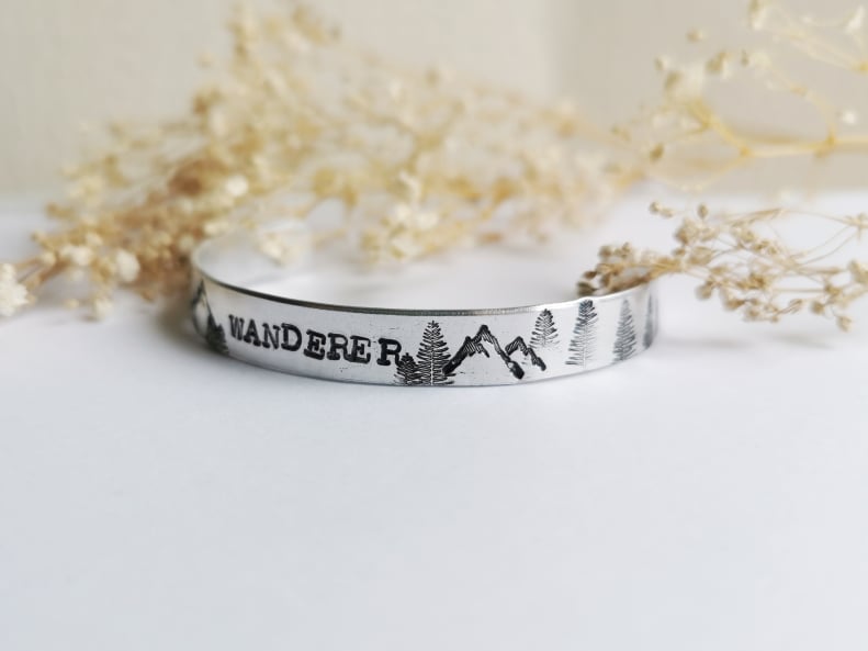 Wanderer Mountain Bangle