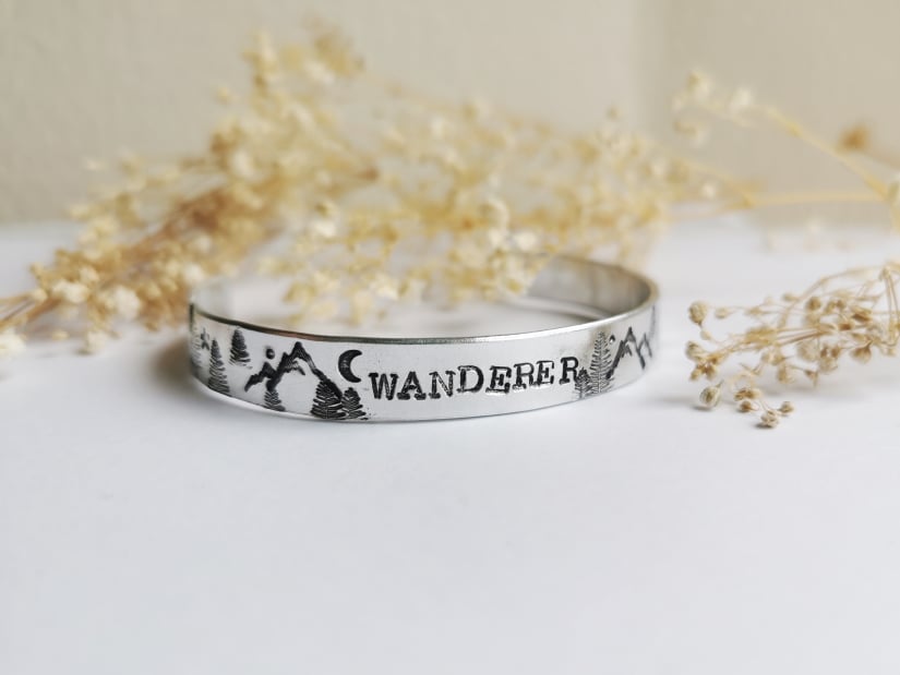 Wanderer Mountain Bangle