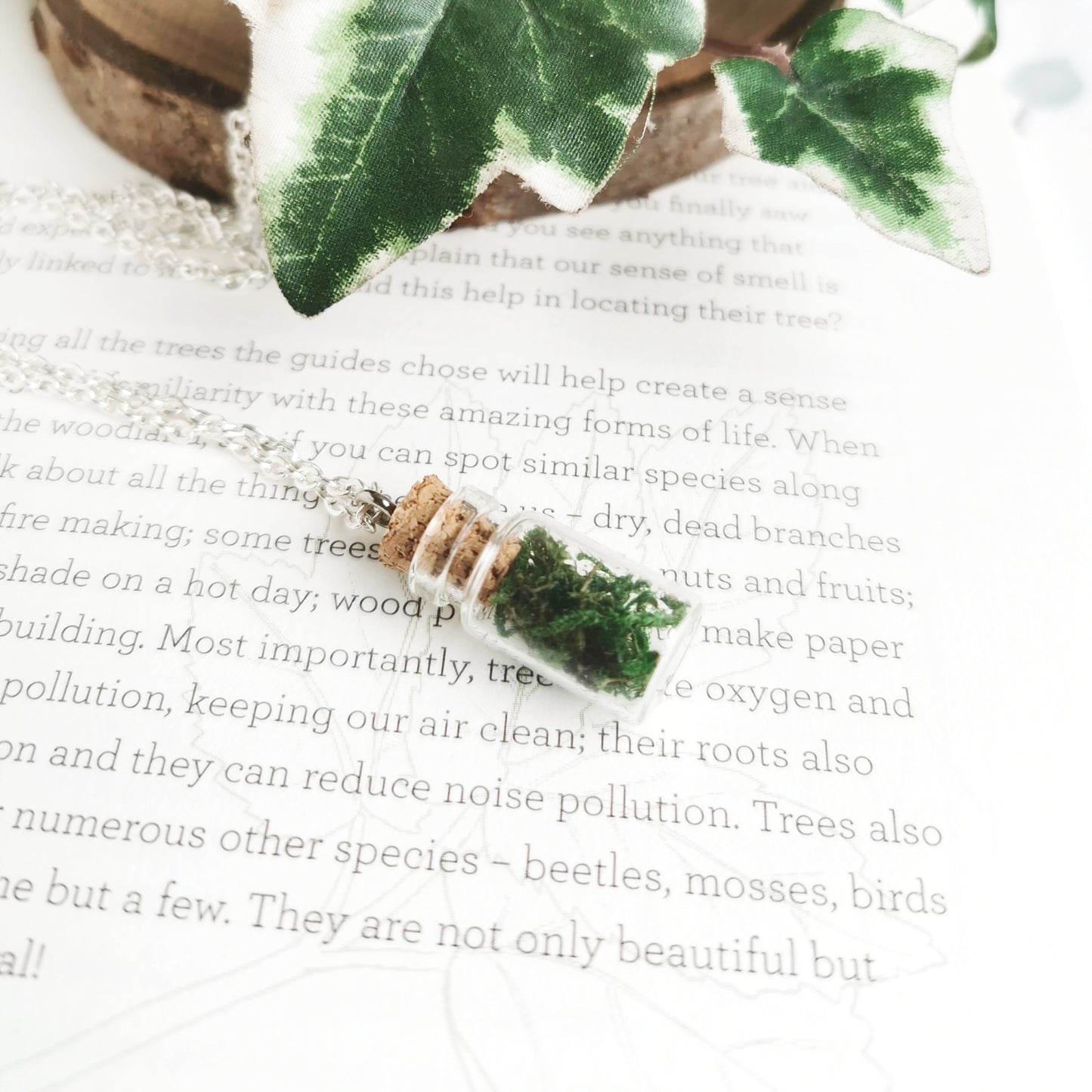Moss Jar Necklace