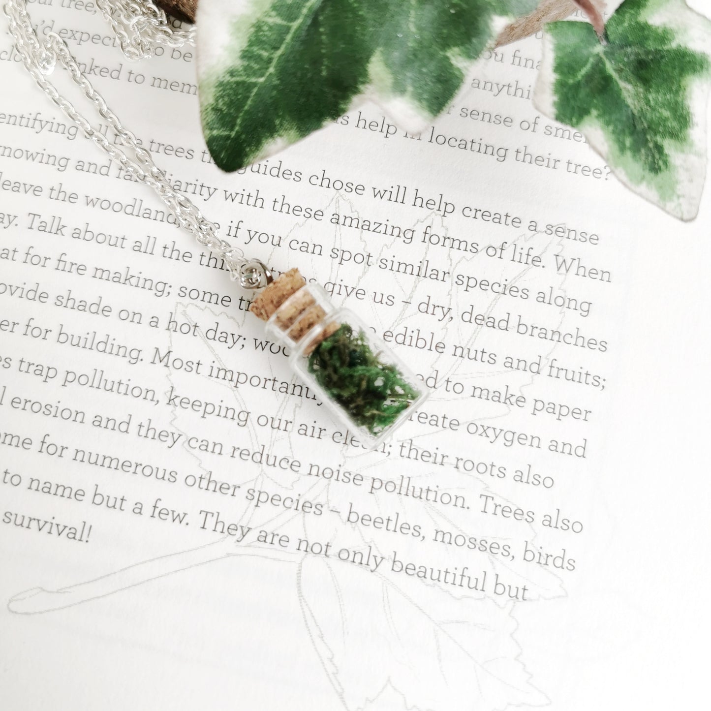 Moss Jar Necklace