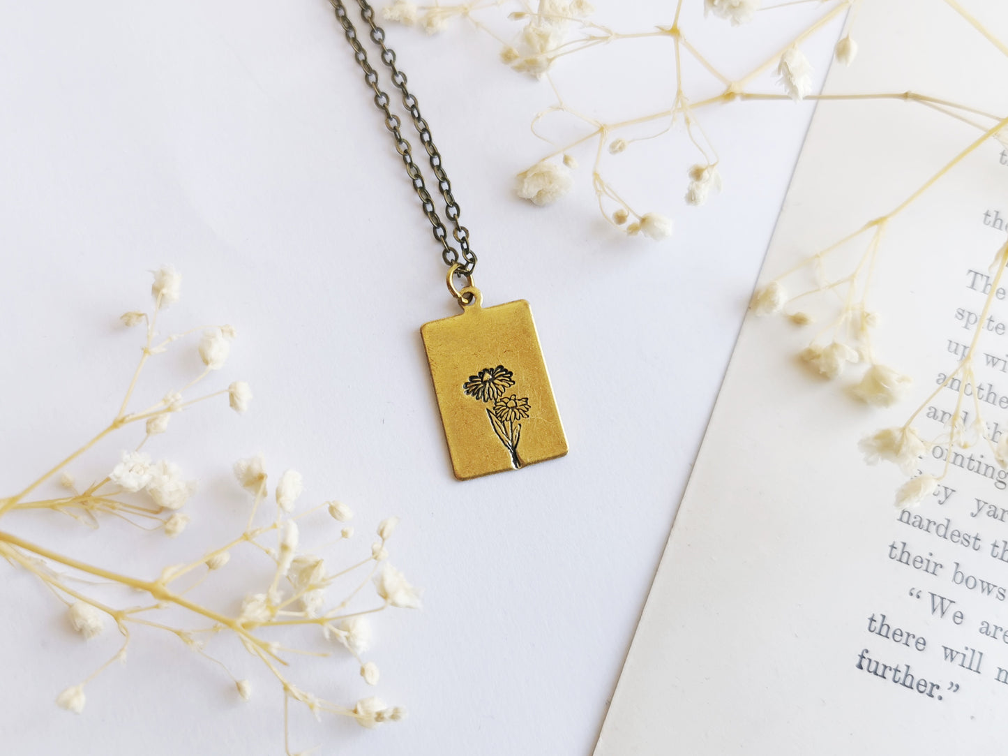 Daisy Necklace