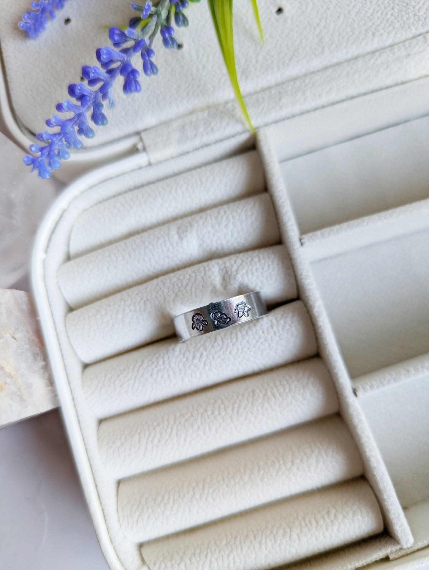 Birth Flower Thumb Ring